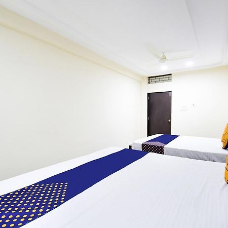 Spot On 67472 Anant Palace Otel Raj Nandgaon Dış mekan fotoğraf