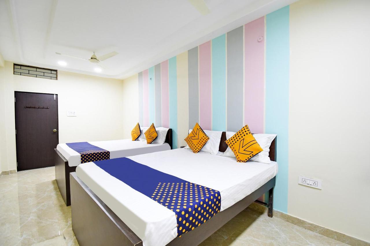 Spot On 67472 Anant Palace Otel Raj Nandgaon Dış mekan fotoğraf