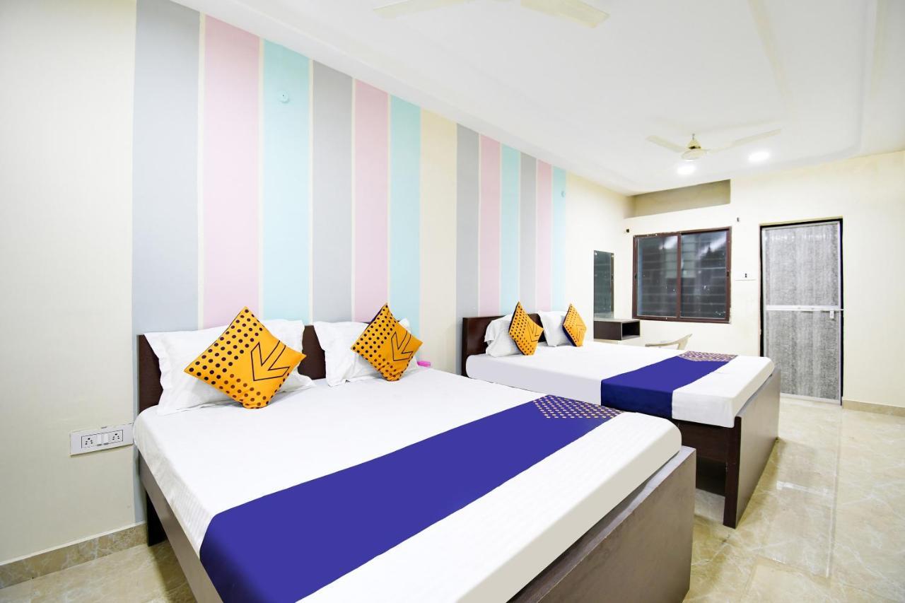 Spot On 67472 Anant Palace Otel Raj Nandgaon Dış mekan fotoğraf