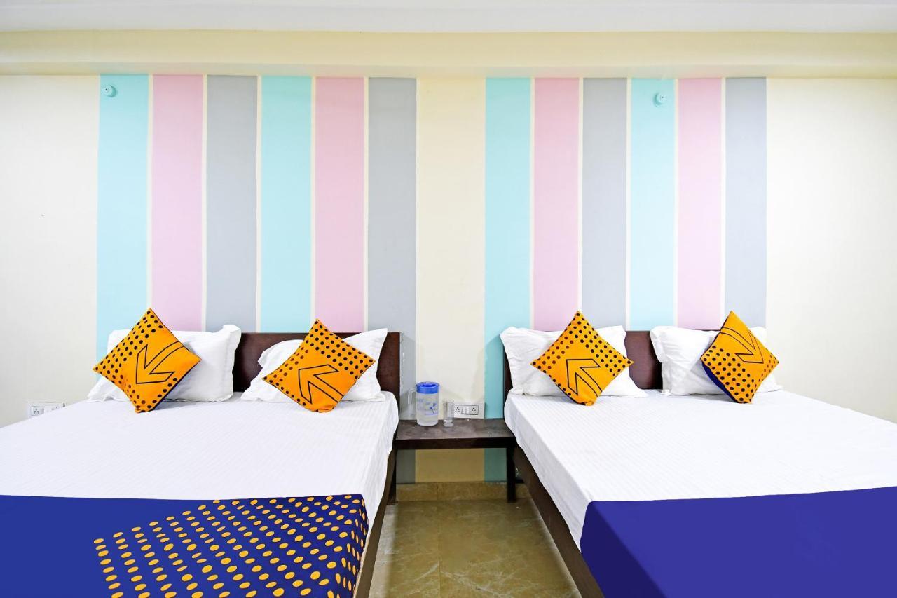Spot On 67472 Anant Palace Otel Raj Nandgaon Dış mekan fotoğraf