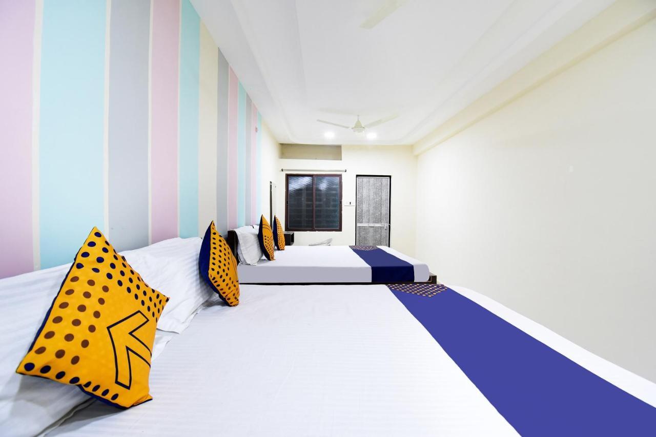 Spot On 67472 Anant Palace Otel Raj Nandgaon Dış mekan fotoğraf
